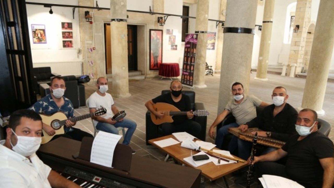 Ordu'da yarım asırlık "Karadeniz Tiyatrosu" yeni sezona hazırlanıyor