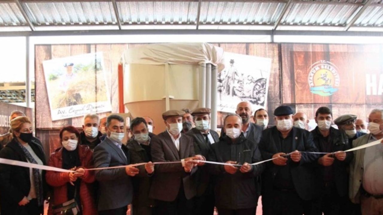 Samsun'da maliyeti azaltıp üretimi artırmak için çiftçiye yem kırma makinesi dağıtılacak