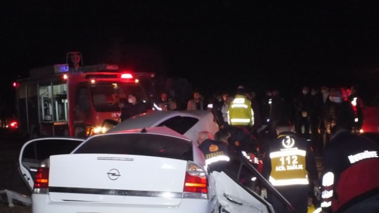 Tokat'ta trafik kazası: 2 ölü, 7 yaralı