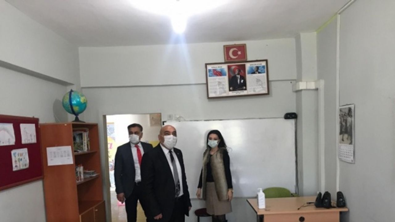 Kavak'ta kırsal mahallelerdeki okullar yüz yüze eğitime hazırlandı