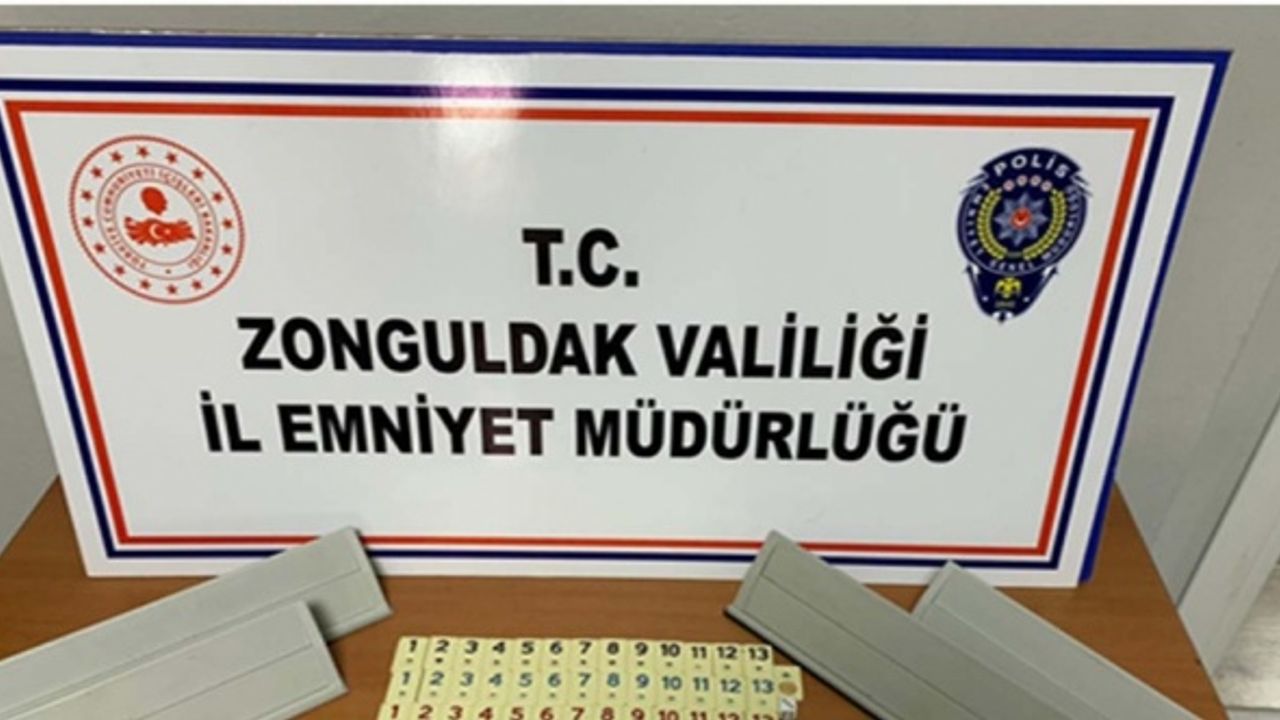 Zonguldak'ta kumar oynanan ruhsatsız kahvehanedeki 10 kişiye 20 bin lira para cezası