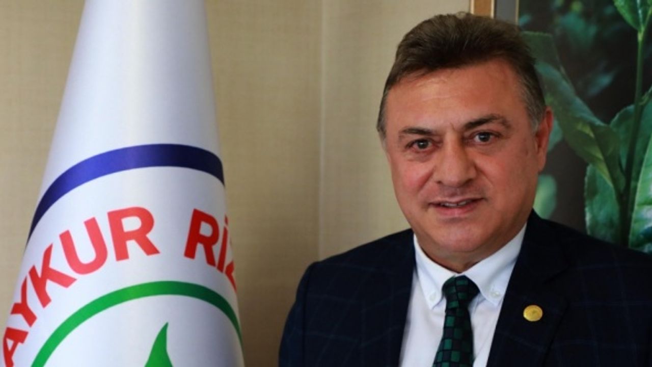 Çaykur Rizespor Kulübü Başkanı Kartal, teknik direktör Bülent Uygun'a güveniyor