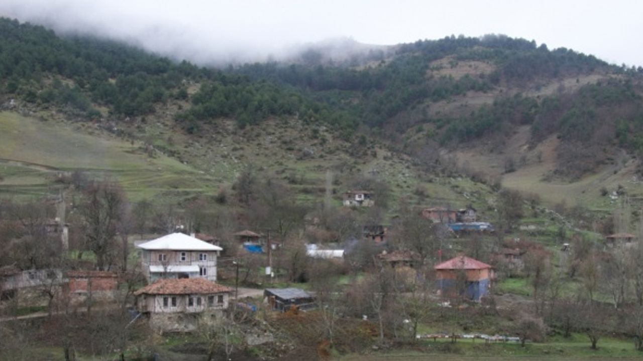 "Çok yüksek riskli" Samsun'da şimdiye kadar Kovid-19 vakası görülmeyen mahalle örnek oluyor
