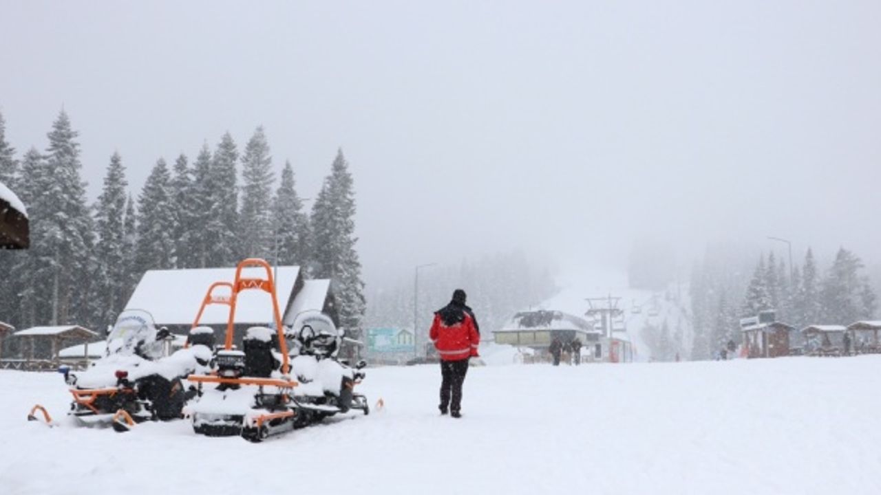 Ilgaz Dağı'nda kar yağışı etkili oluyor
