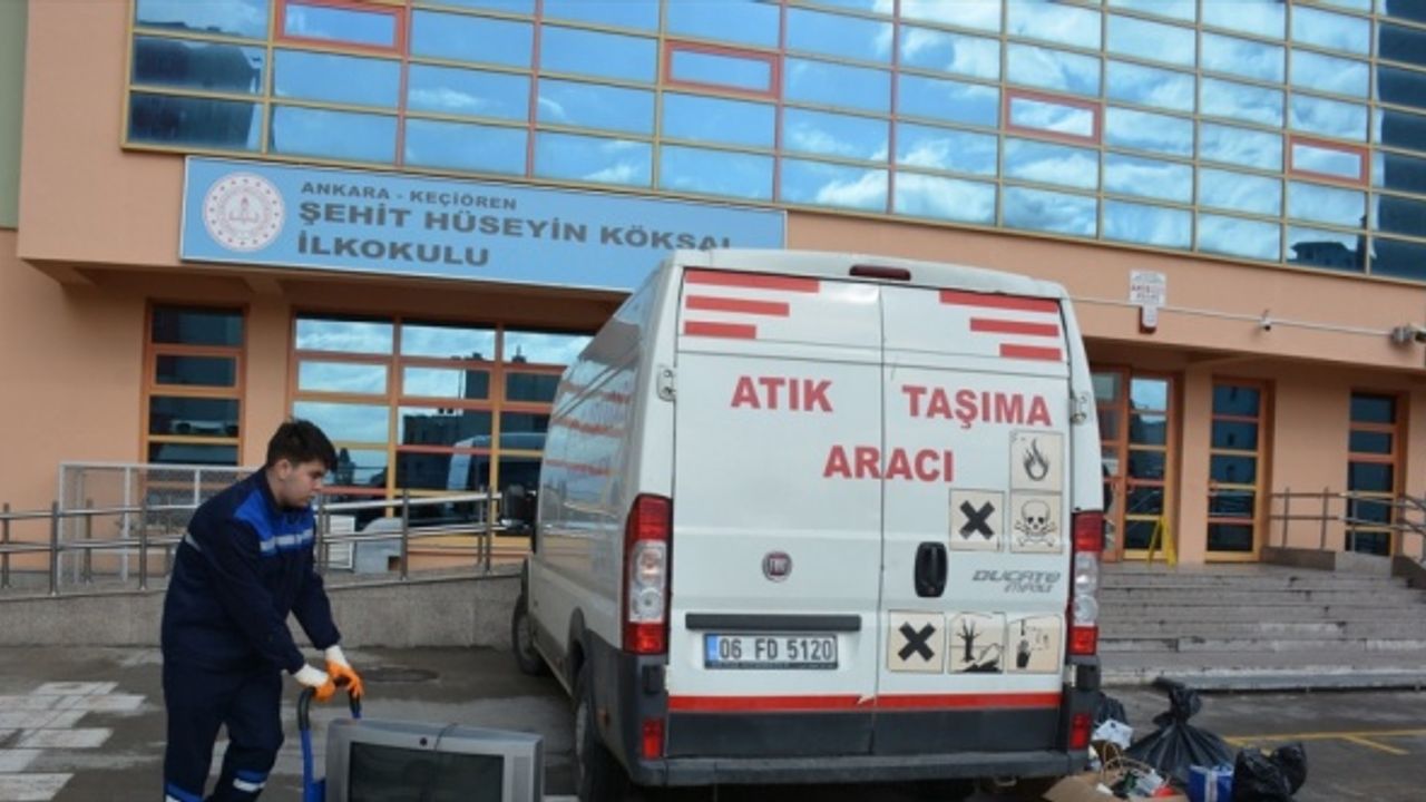 Keçiören’deki okullar elektronik atık toplamak için yarışıyor
