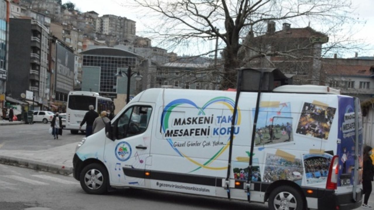 Zonguldak'ta Kovid-19 salgınıyla mücadelede vatandaşlar mobil anons araçlarıyla uyarılıyor