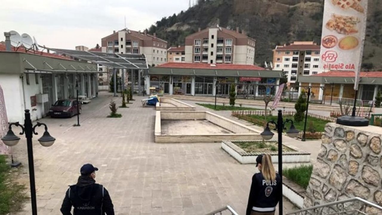 Karabük'te sokağa çıkma kısıtlamasında denetimler sürüyor