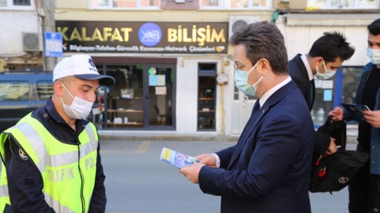 Giresun'da polis olma hayali kuran engelli genç, ekiplerle trafik denetimine katıldı