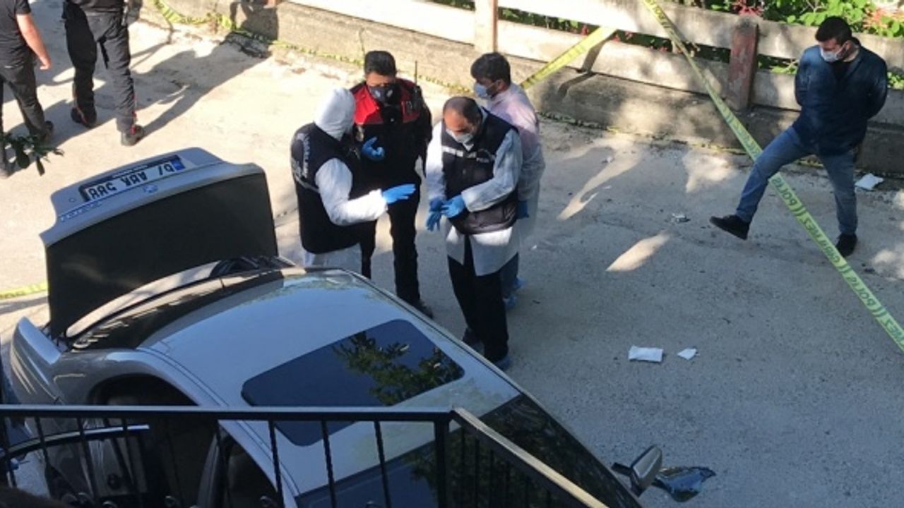 GÜNCELLEME - Zonguldak'ta otomobilde silahlı saldırıya uğrayan 2 kişiden biri hayatını kaybetti