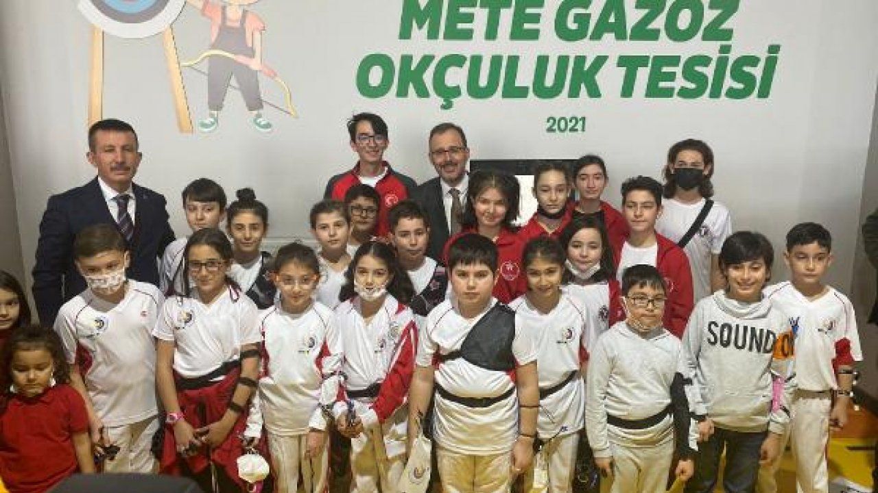 Bakan Kasapoğlu 6 spor merkezinin açılışını yaptı
