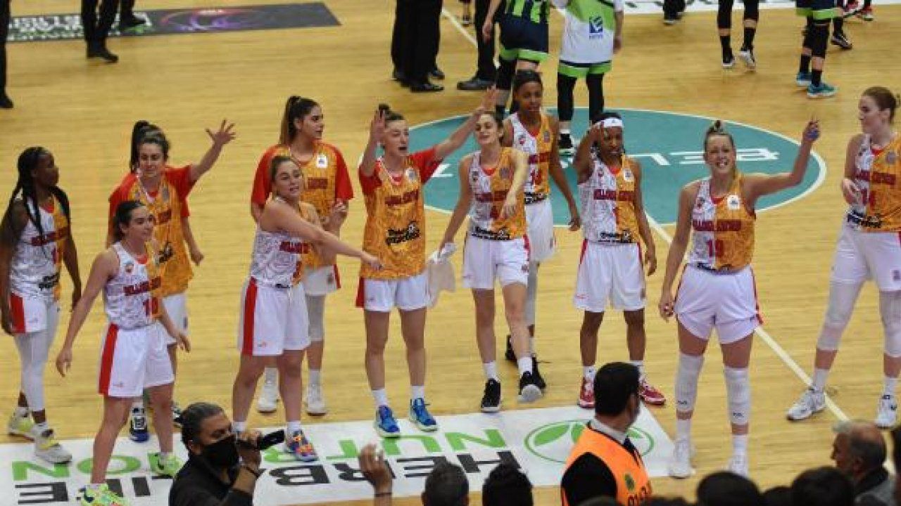 Bellona Kayseri Basketbol - Nesibe Aydın: 77-71