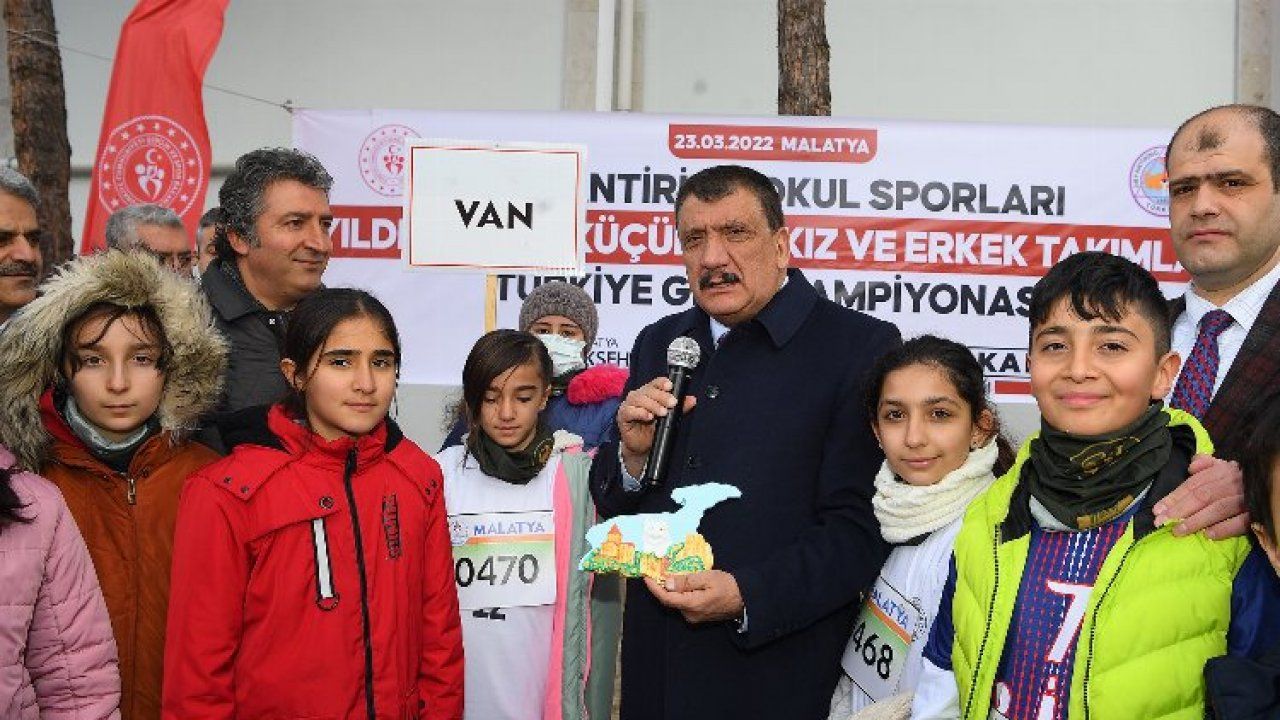 Okullararası Oryantring Türkiye Şampiyonası Malatya'da yapıldı 