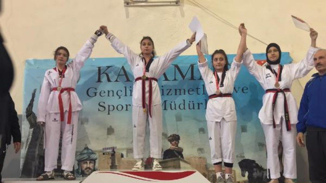 Osmaniyeli taekwondocular, madalyalarla döndü