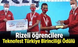Cumhurbaşkanı Erdoğan Teknofest Türkiye Birinciliği Ödülünü Rizeli öğrencilere Verdi