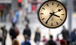 Valiliklernden mesaiye saatlerine korona düzenlemesi gelmeye başladı