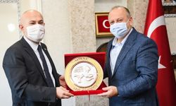 Gürcistan'ın Trabzon Başkonsolosu Japaridze, Ünye Belediyesi'ni ziyaret etti