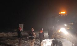 Trabzon'da kar yağışı dolayısıyla yaylada mahsur kalan vatandaşlar kurtarıldı