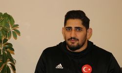 Dünya Kupası'nda gümüş madalya kazanan güreşçi Osman Yıldırım'ın gözü zirvede: