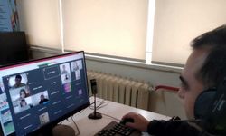 Samsun Emniyeti, öğrencilere "EBA" üzerinden trafik eğitimi verdi