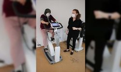 Fizik tedavi Kovid-19 geçirenlerin şikayetlerini azaltarak egzersiz kapasitelerini artırıyor