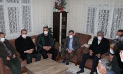 Milletvekili Çilez ve Başkan Demir'den Havza Belediyesi çalışanı Altınışık’ın ailesine taziye ziyareti