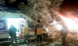 Samsun'da yolu kapanan mahallelerdeki hastalara belediyenin karla mücadele ekipleriyle ulaşıldı
