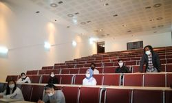 Yabancı öğrenciler "İnsan Kütüphanesi" projesiyle birbirlerini "çevrim içi" tanıyacak