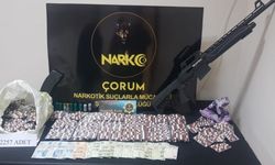 Çorum'daki uyuşturucu operasyonunda gözaltına alınan 4 kişi tutuklandı