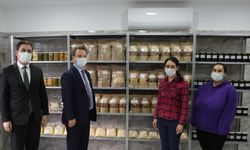 Genç kadın girişimci devlet desteğiyle evinin çatı katını imalathaneye dönüştürdü