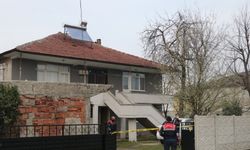GÜNCELLEME - Düzce'de tartıştığı arkadaşını falçatayla öldüren Afganistan uyruklu şüpheli yakalandı