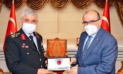 Jandarma Genel Komutanı Orgeneral Çetin, Trabzon Valisi Ustaoğlu'nu ziyaret etti