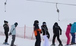 Kartalkaya'da kar kalınlığı 2 metreye yaklaştı