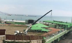 Millet bahçesi yapılacak Giresun Atatürk stadının yıkım çalışmaları sürüyor