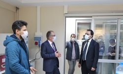 TÜSEB Başkanı Akdoğan, Bartın Üniversitesi Rektörü Uzun'u ziyaret etti