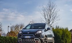 Yenilenen Fiat Panda, hibrit motor seçeneğiyle Türkiye'de