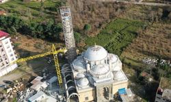 Yeşil Cami'nin duvarları 34 yıldır emektar taş ustalarının ellerinde şekil alıyor
