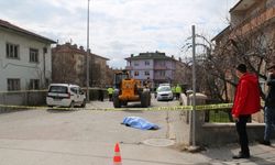 Bolu'da iş makinesinin çarptığı yaya hayatını kaybetti