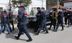 GÜNCELLEME - Bolu'da öğrencilerin uzaktan eğitime girmesini engelleyen 6 kablo hırsızından 3'ü tutuklandı