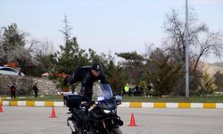 Kastamonu'da eğitimleri tamamlanan "motosikletli yunus timleri"ne sertifikaları verildi