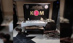 Kastamonu'da evinde çok sayıda tarihi eser ve silah bulunan kişi gözaltına alındı