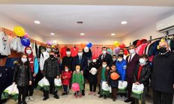Ortahisar Belediye Başkanı Genç, Vali Ustaoğlu'na "Hisaray İyilik Kapısı"nı tanıttı