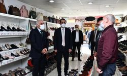 Trabzon Büyükşehir Belediye Başkanı Murat Zorluoğlu, Akçaabat'ta esnafı ziyaret etti