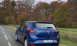 Yeni Dacia Sandero showroomlarda yerini aldı