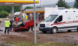 Amasya'da otomobil devrildi: 5 yaralı