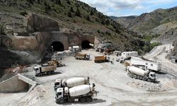 Bayburt-Gümüşhane kara yolundaki Vauk Tüneli'nde kazı işleminin yüzde 30'u tamamlandı