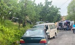 Giresun'da otomobil ile kamyonet çarpıştı: 4 yaralı