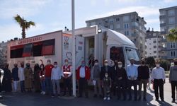 Kovid-19 sürecinde Yıldız Gençlik'den Türk Kızılay'a destek