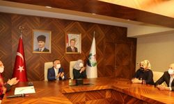 Salgın nedeniyle kavuşamayan Rizeli Resul ile Azeri Gülyanak nihayet nikah masasına oturdu