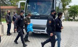 Samsun'da FETÖ'nün "mahrem askeri yapılanması"na yönelik operasyonda yakalanan 14 zanlı adliyede