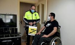 Trafik kazası nedeniyle tekerlekli sandalyeye mahkum olan kişiden "emniyet kemeri kullanma" çağrısı